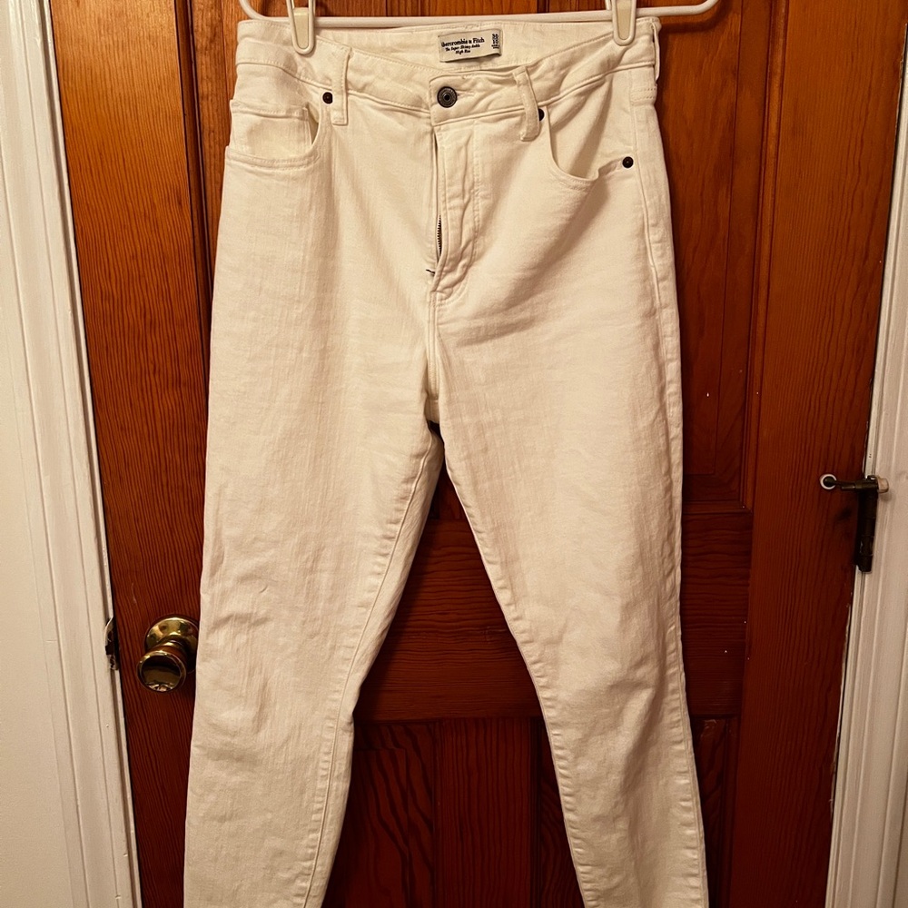 Abercrombie white super skinny ankle high rise jeans size 30 or 10 curvy love